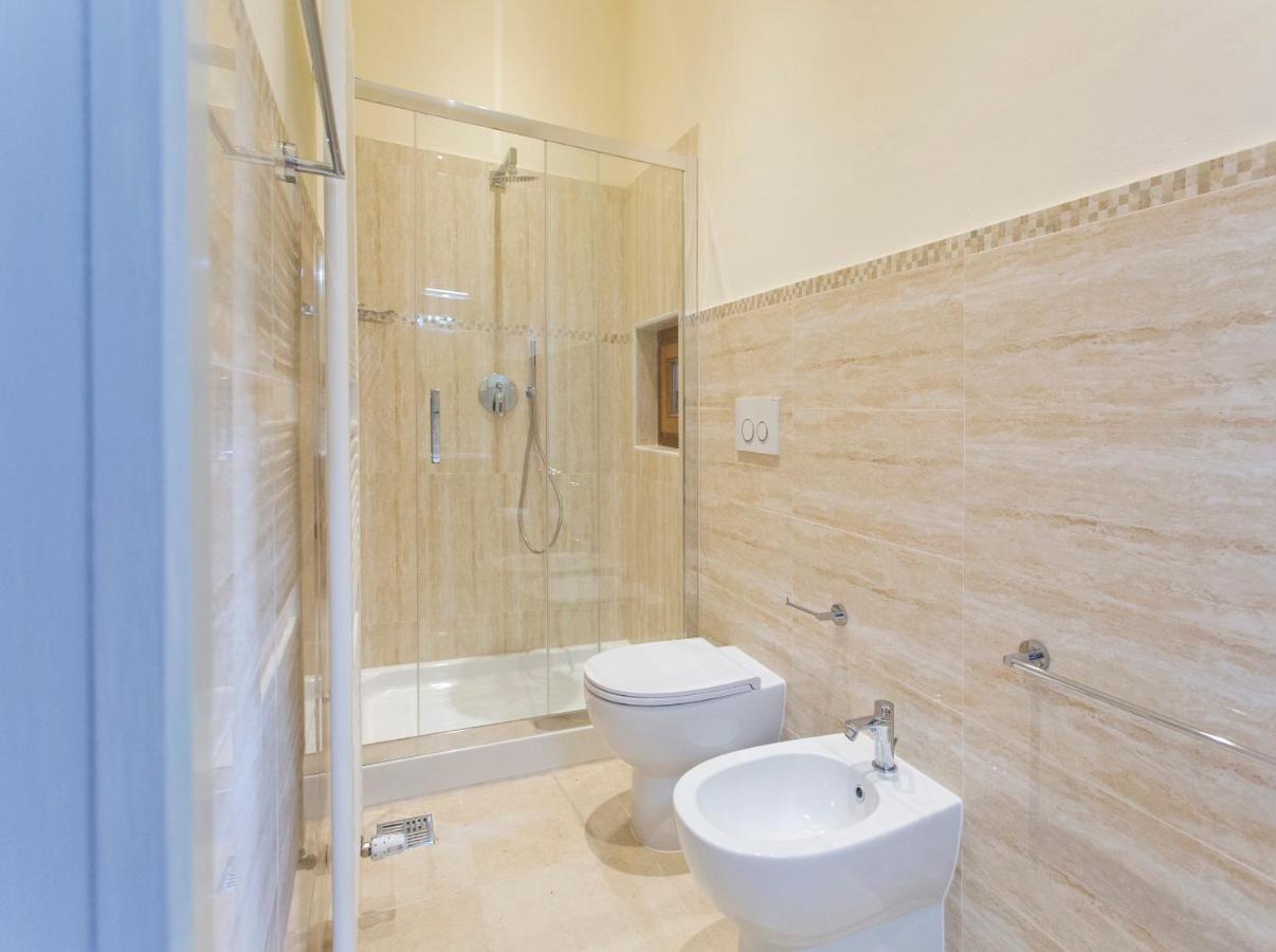Residenza D'Epoca Palazzo Piccolomini Apartment Сиена Екстериор снимка