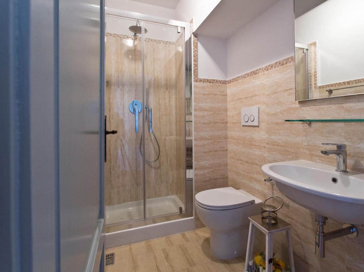 Residenza D'Epoca Palazzo Piccolomini Apartment Сиена Екстериор снимка