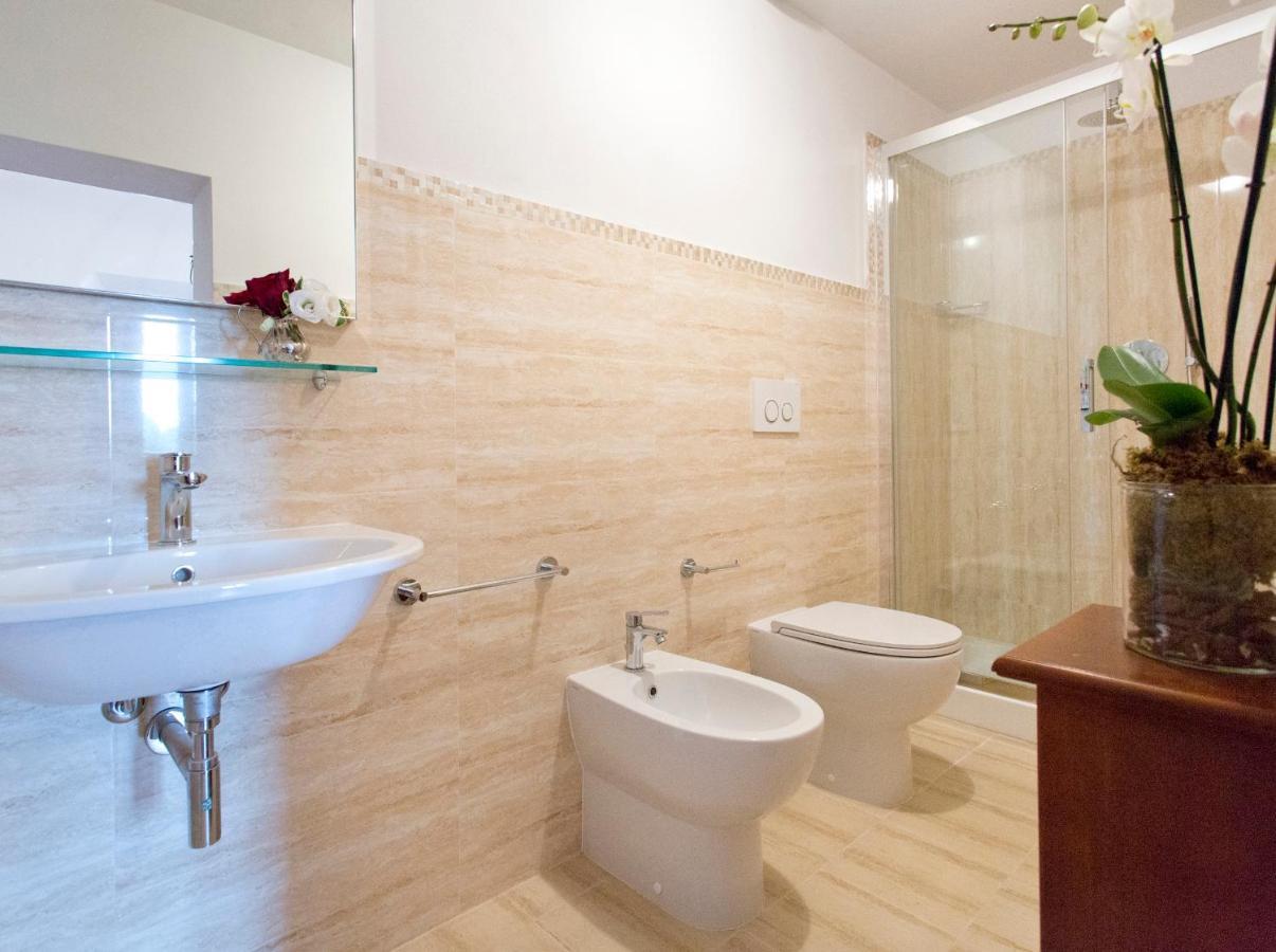 Residenza D'Epoca Palazzo Piccolomini Apartment Сиена Екстериор снимка
