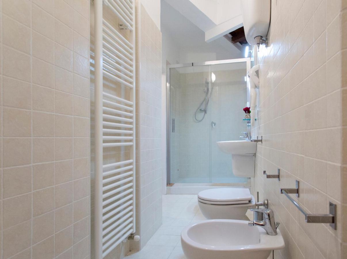 Residenza D'Epoca Palazzo Piccolomini Apartment Сиена Екстериор снимка
