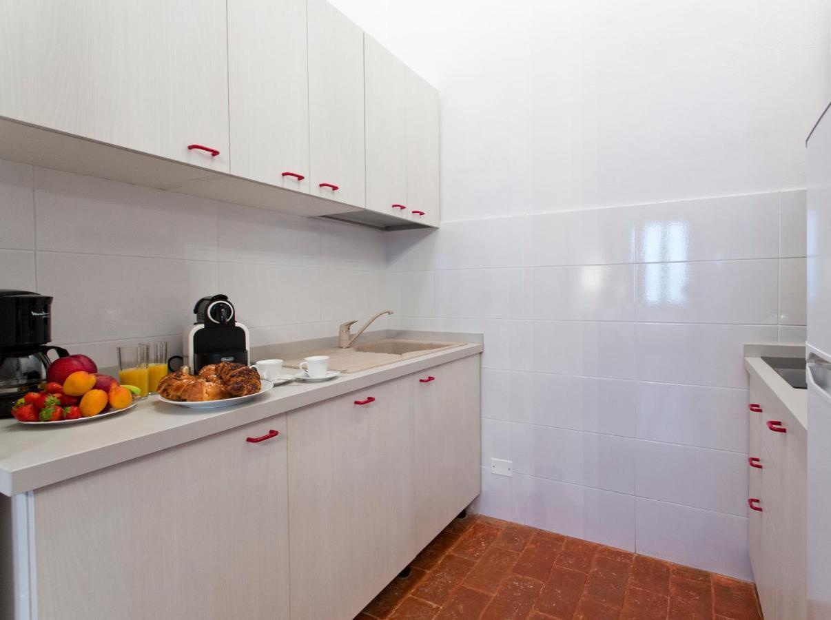 Residenza D'Epoca Palazzo Piccolomini Apartment Сиена Екстериор снимка